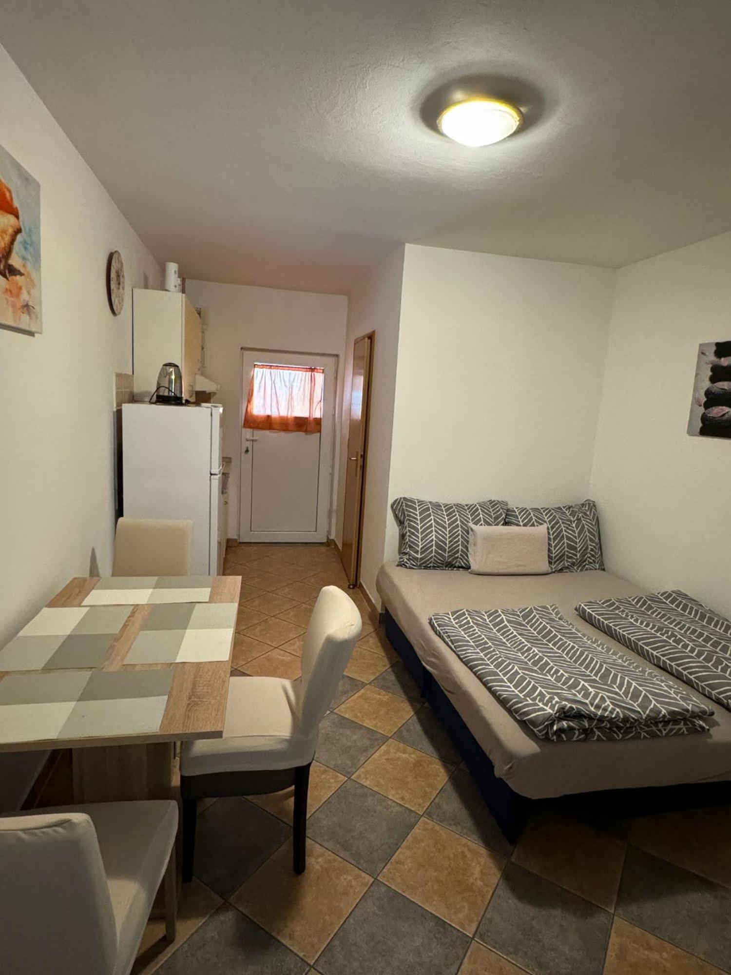 Studio Apartments Mt Šmrika Exterior foto